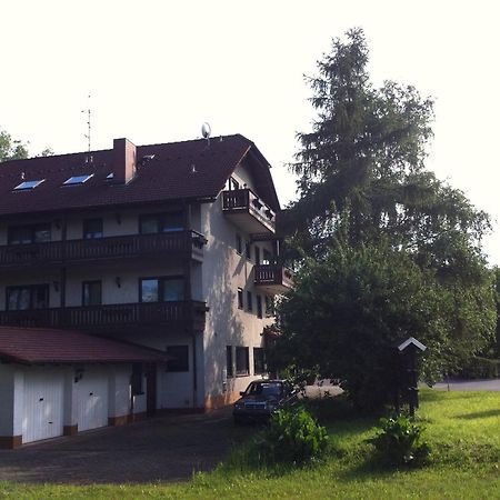 Hotel Bacchusstube Garni Goldbach  Экстерьер фото